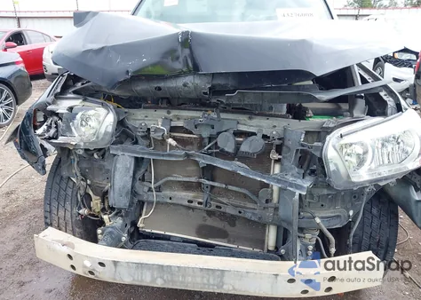 2013 Toyota 4Runner Sr5 from USA, damaged, VIN JTEBU5JR2D5128882